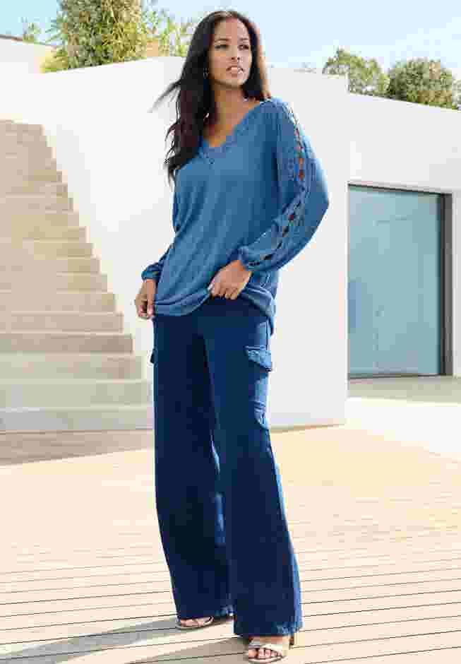 Lace Trim and Appliquéd Tee image number 2