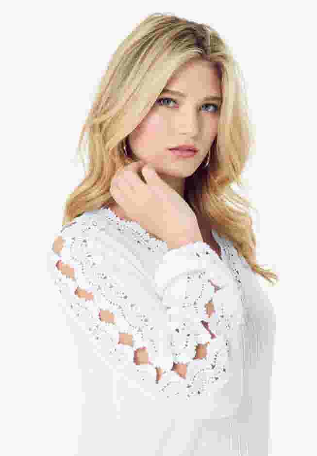 Lace Trim and Appliquéd Tee image number 3