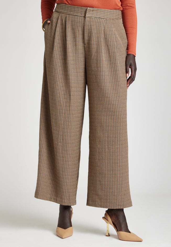 Pleated Wide Leg Pant image number 3