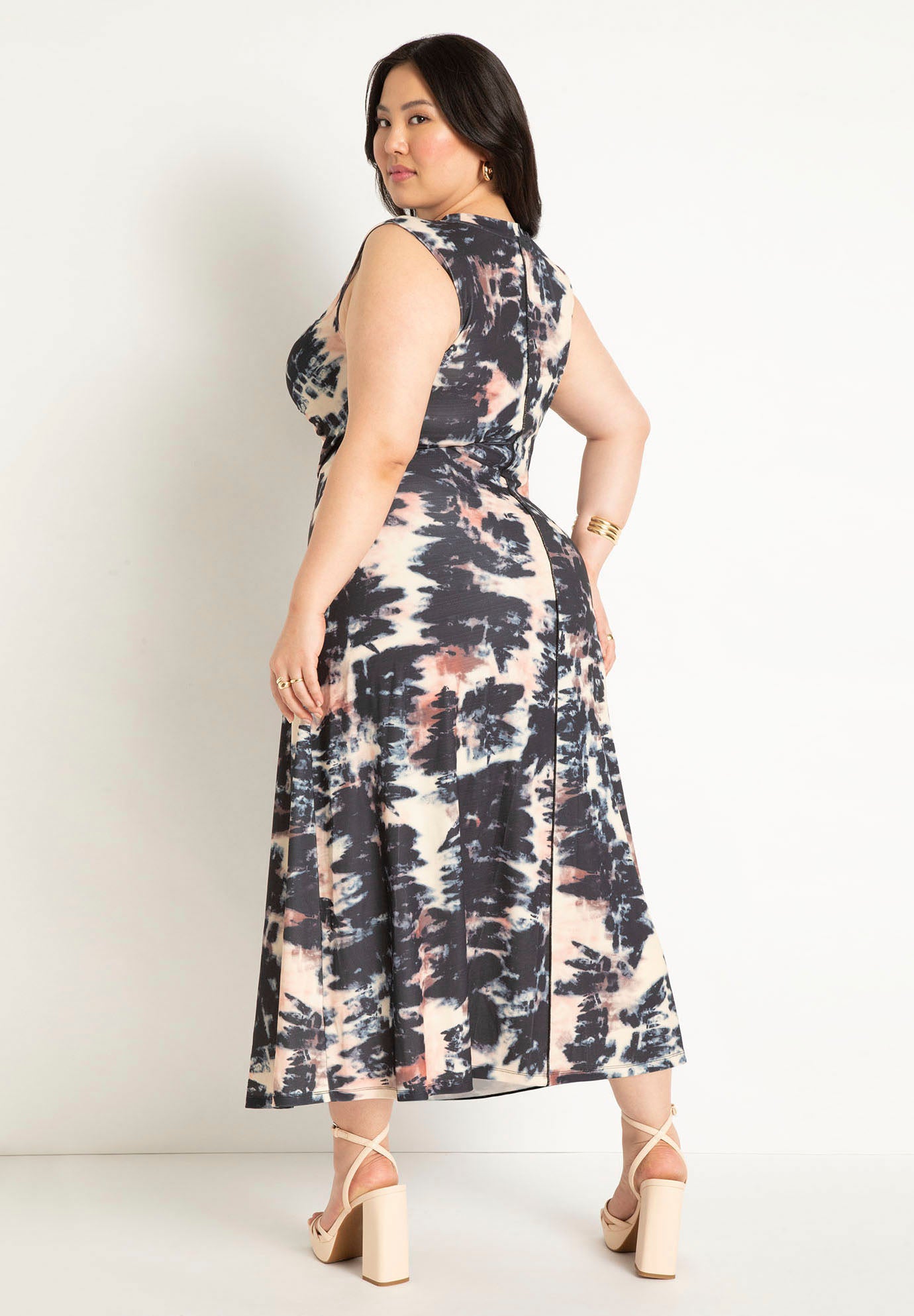 Twisted Knit Dress image number 3