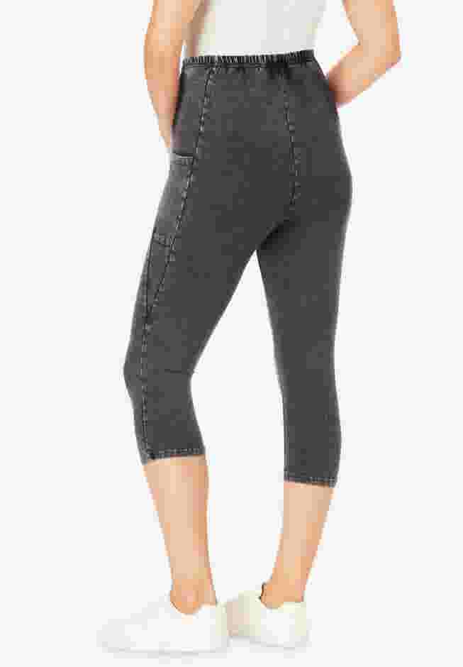 Stretch Cotton Pocket Capri Legging image number 1
