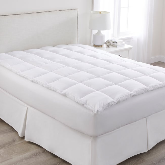BH Studio Mattress Topper image number 0