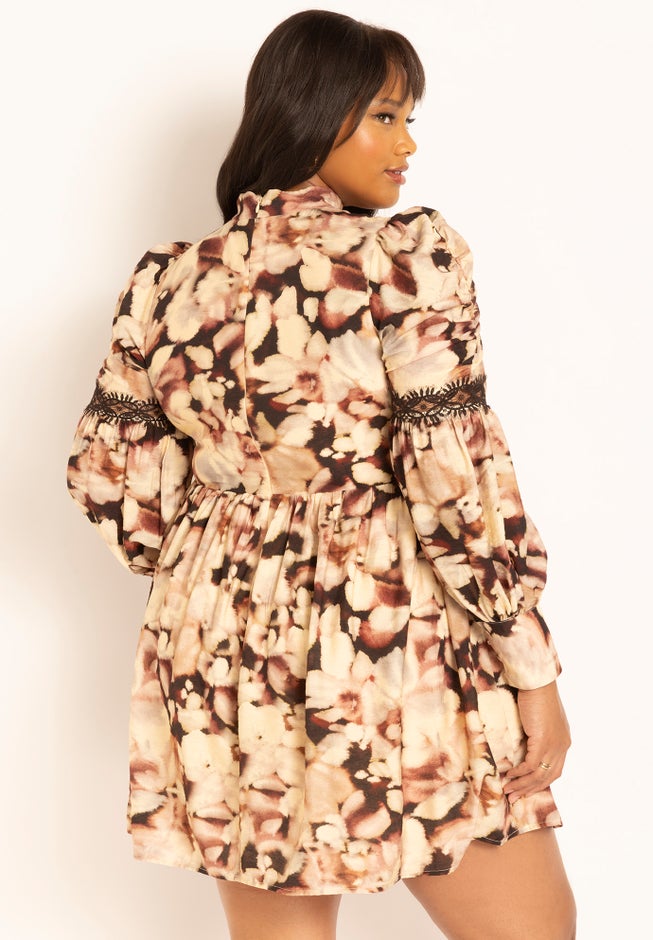 Lace Detail Mini Dress image number 2