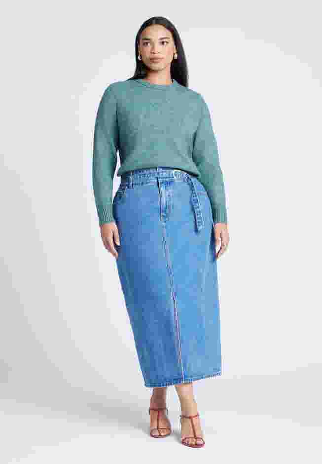 Scoop Hem Sweater image number 3