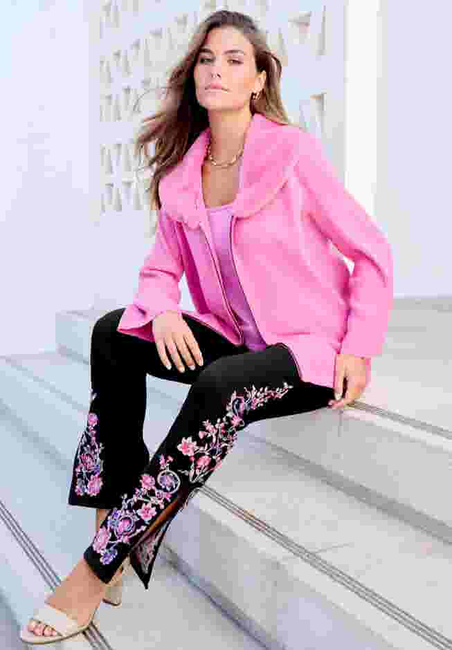 Invisible Stretch® Embroidered Split Flare-Leg Jean image number 3