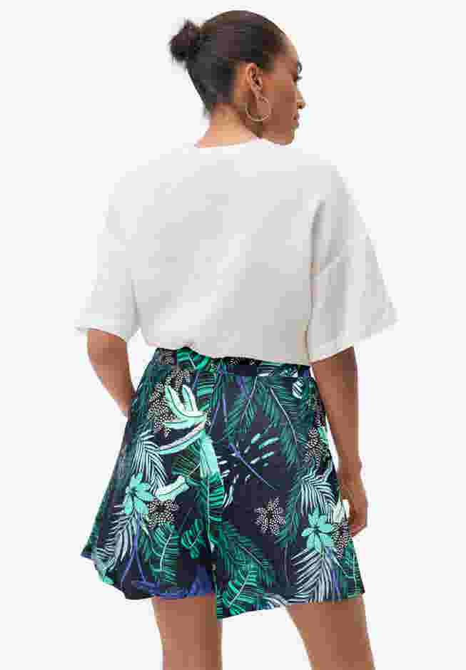 Flowy Shorts image number 1