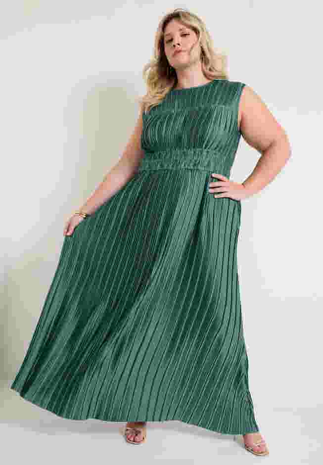 Boatneck Plisse Cap-Sleeve Maxi Dress image number 3