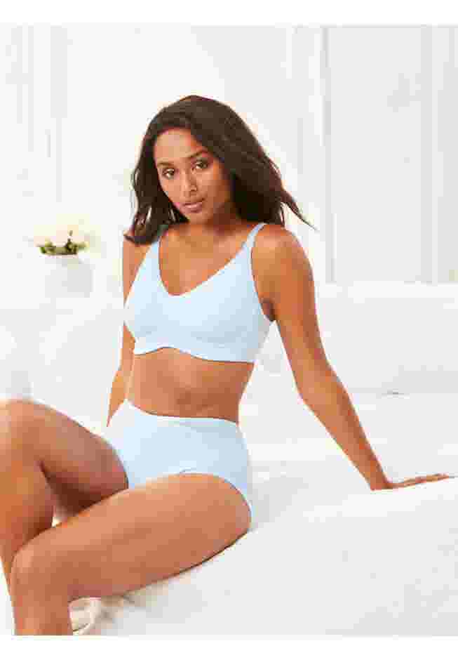 Comfort Choice® Full Coverage Wire Free T-shirt Bra image number 1