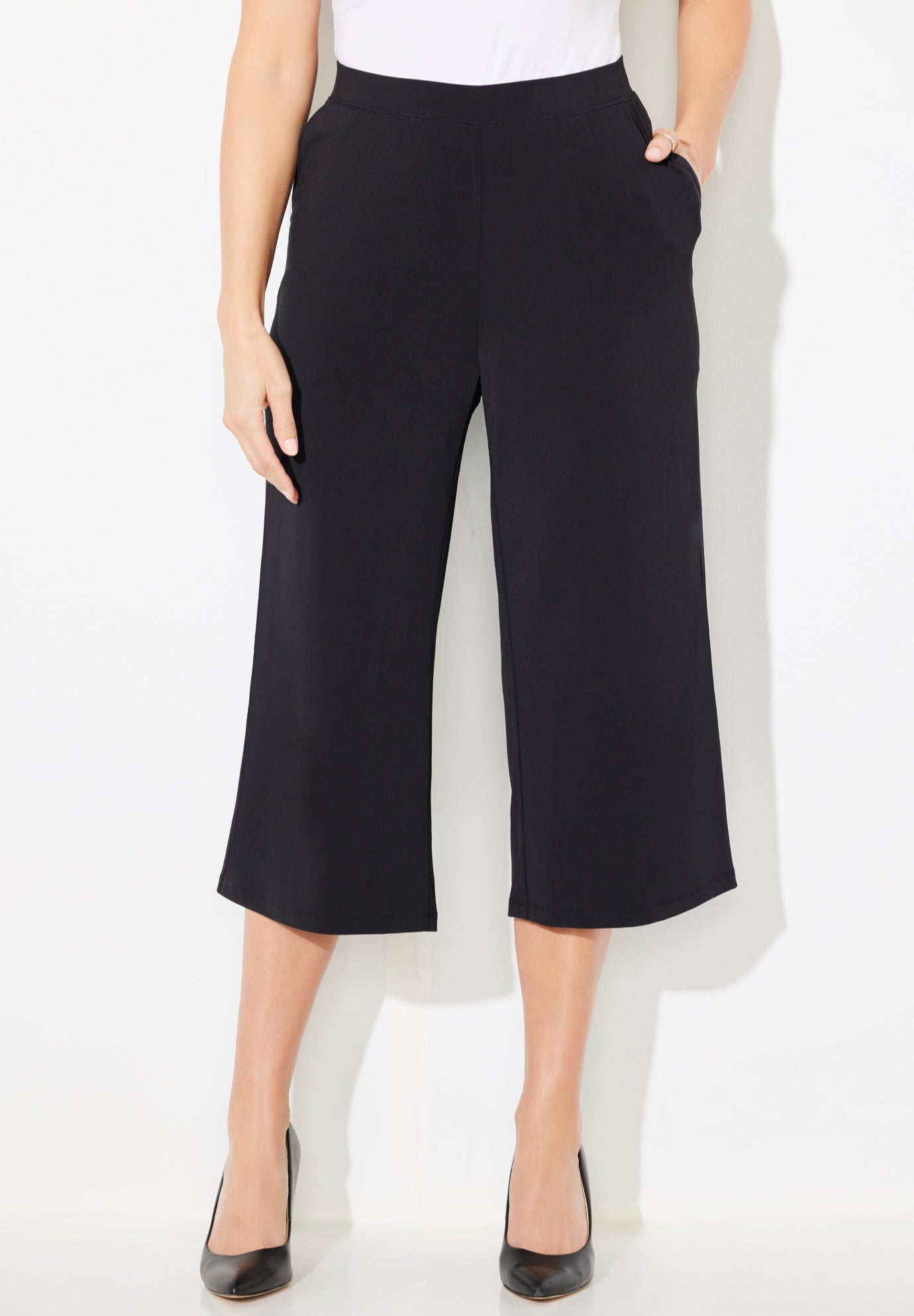AnyWear Wide Leg Capri image number 0