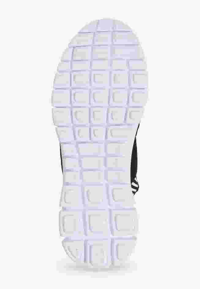 CV Sport Bellamy Slip On Sneaker image number 2