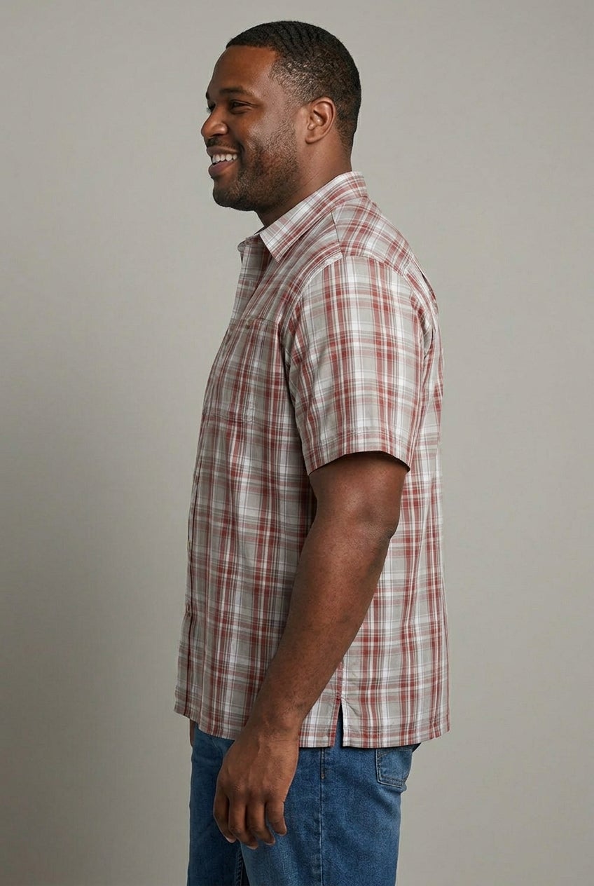 Plaid Wrinkle-Resistant Short Sleeve Button Down image number 4