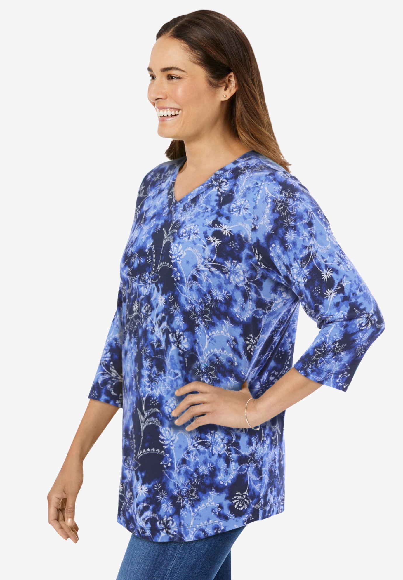 Perfect Printed Three-Quarter Sleeve V-Neck Tee image number 2