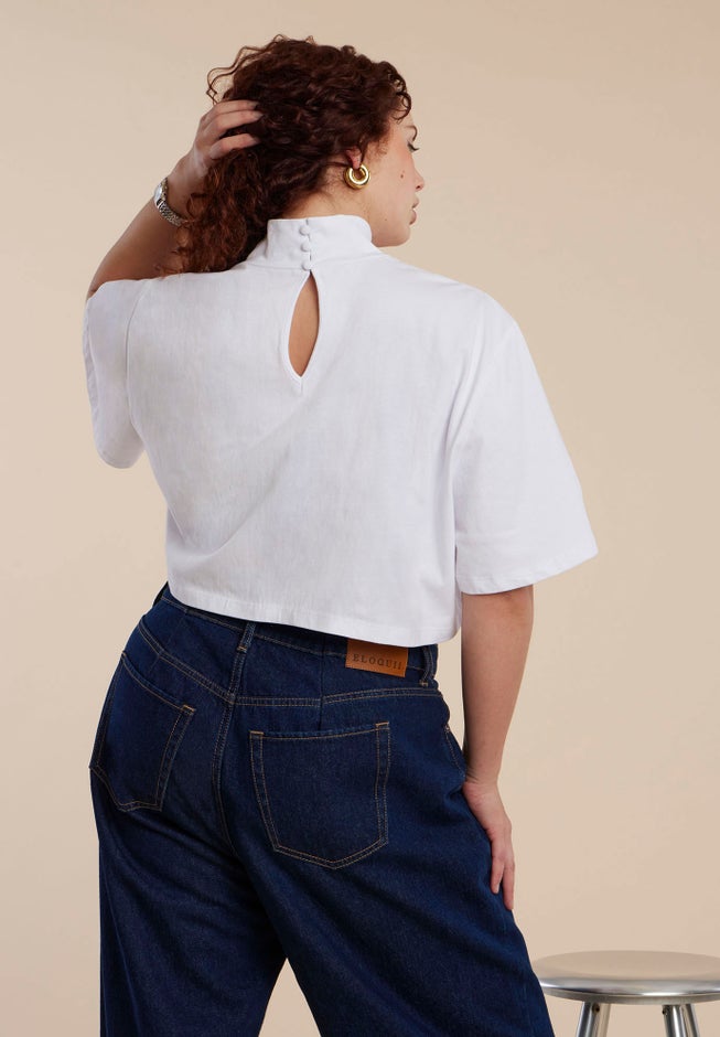 Mock Neck Crop Tee image number 3