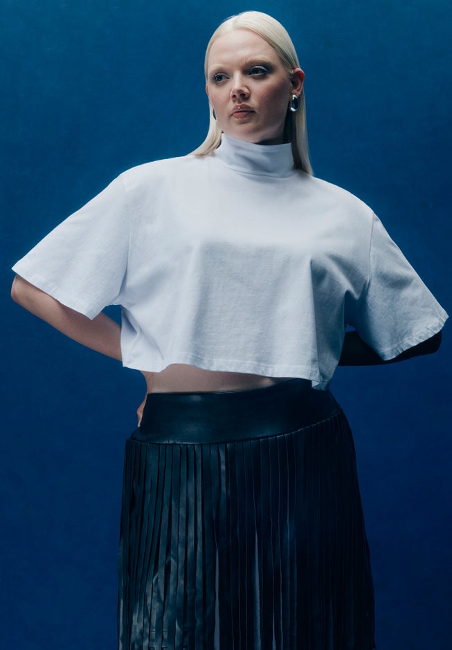 Mock Neck Crop Tee image number 0