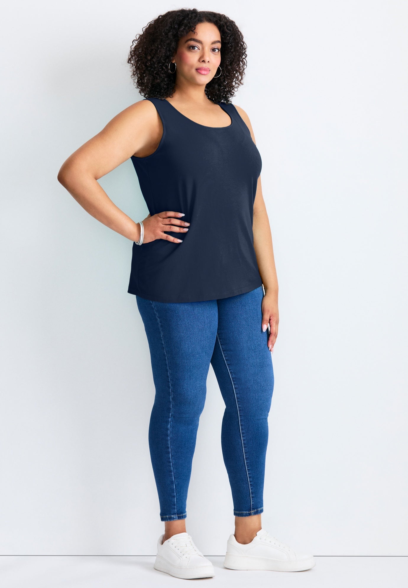 Basic Layering Tank image number 2