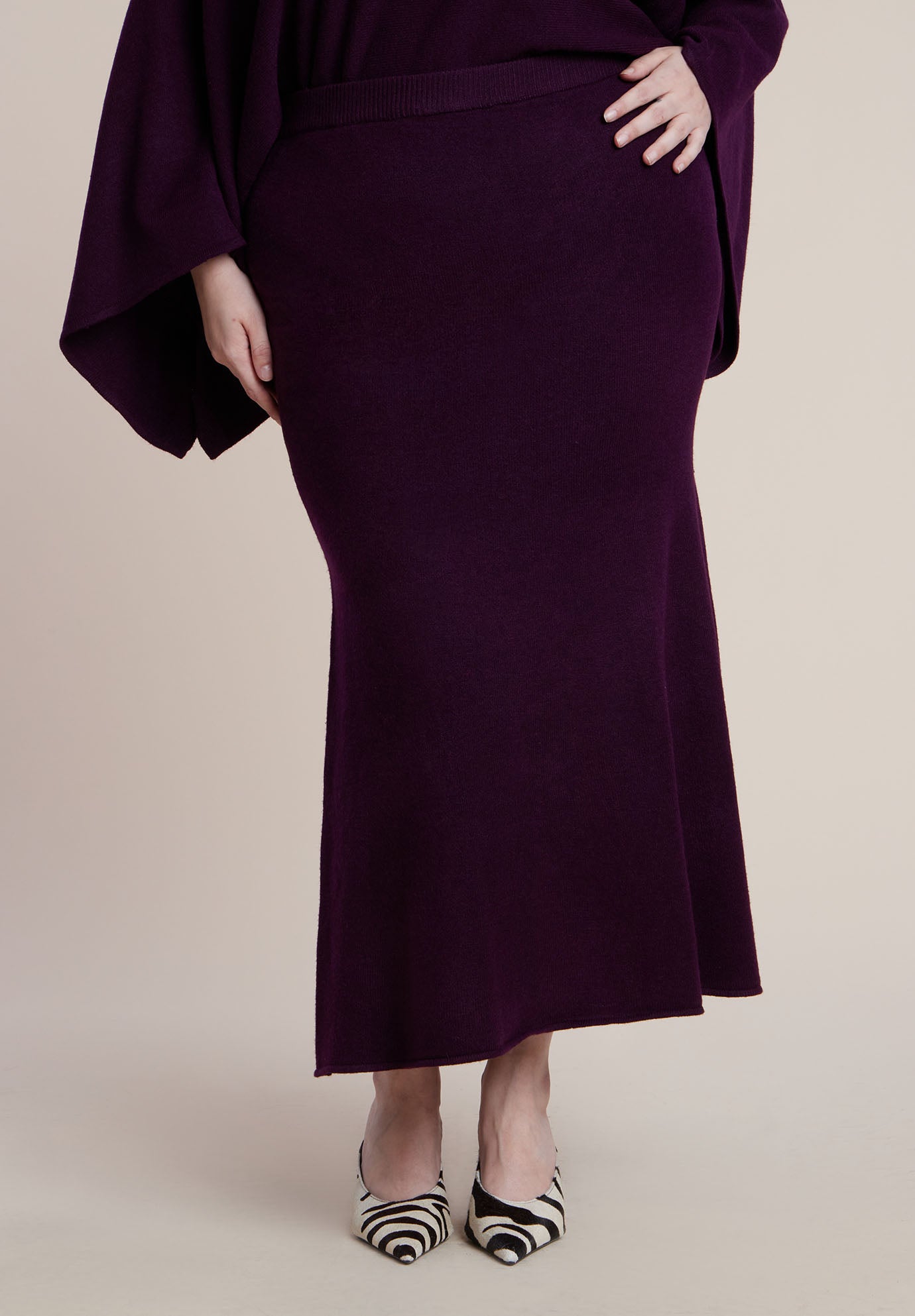 Sweater Maxi Skirt image number 1