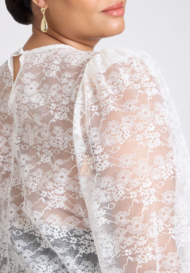 Romantic Lace Top image number 3