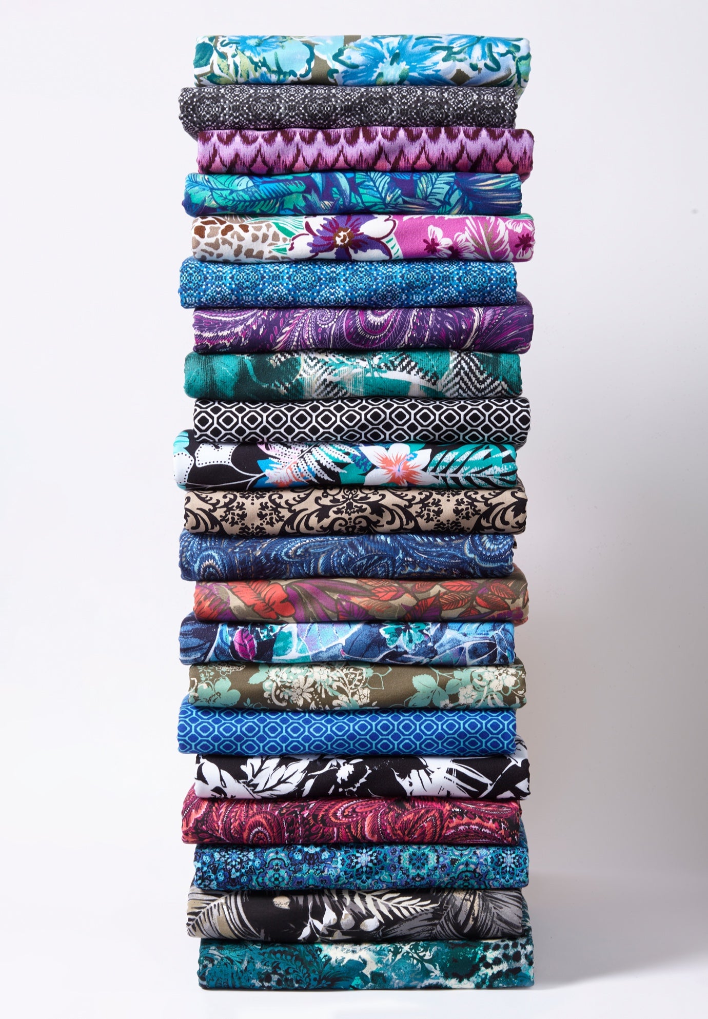 Suprema&reg; Short Sleeve V-Neck Tee image number 3