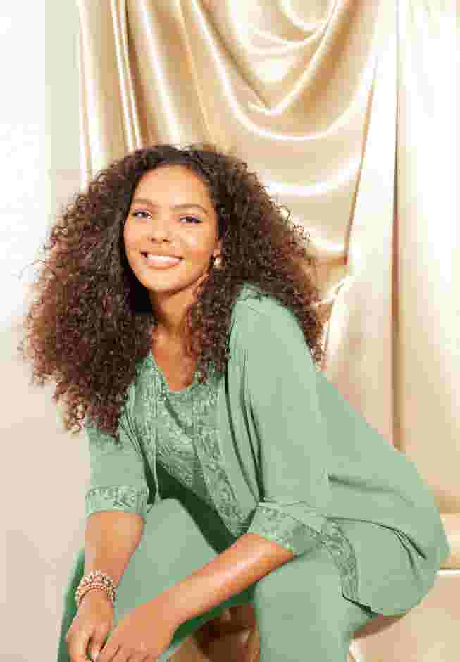 3-Piece Lace Gala Pant Suit image number 5