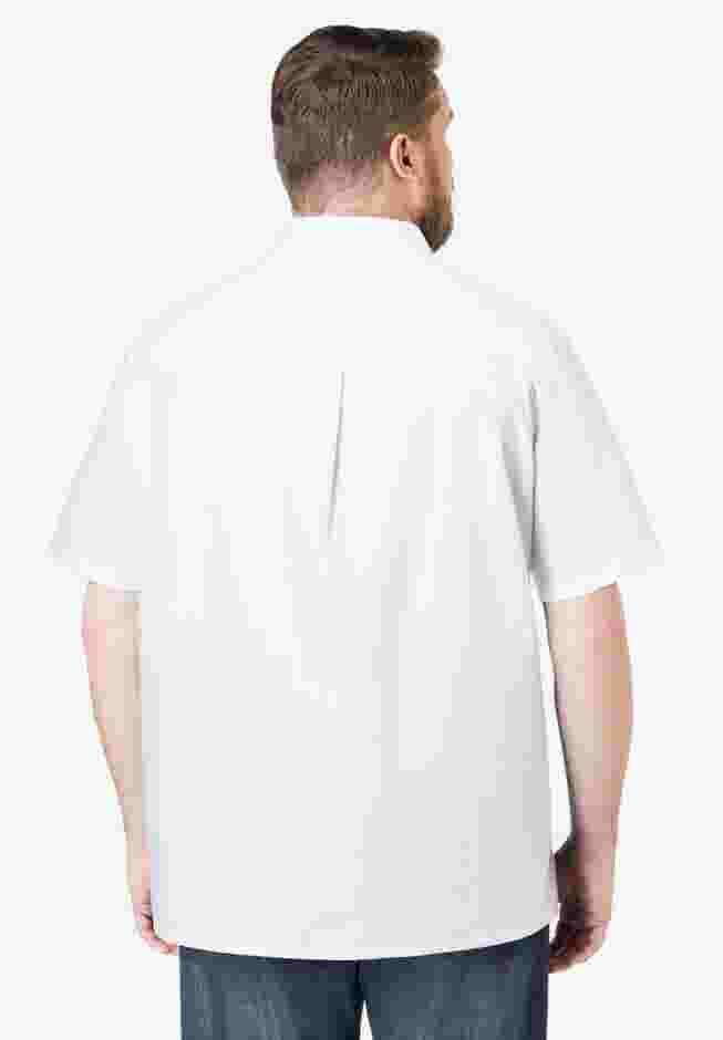 Solid Wrinkle-Resistant Short Sleeve Button Down image number 1