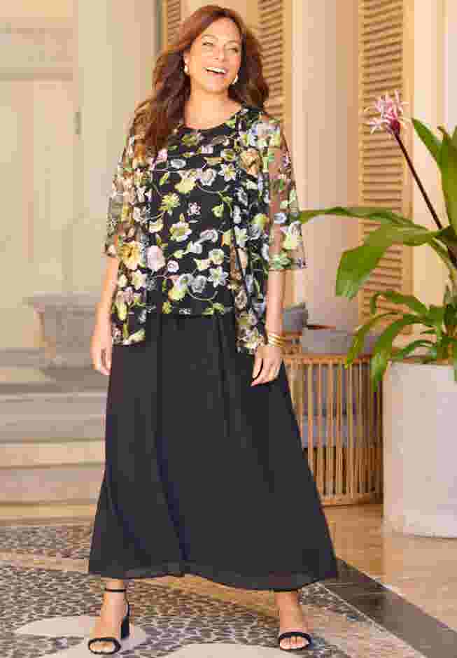 Embroidered Tank and Kimono 2-Piece Set image number 8