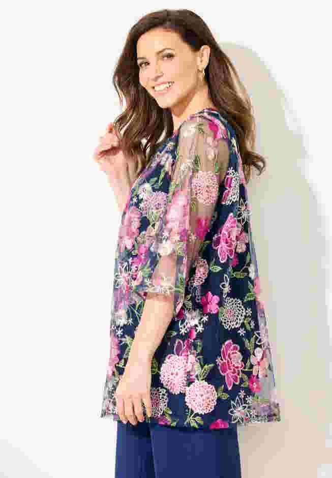 Embroidered Tank and Kimono 2-Piece Set image number 2