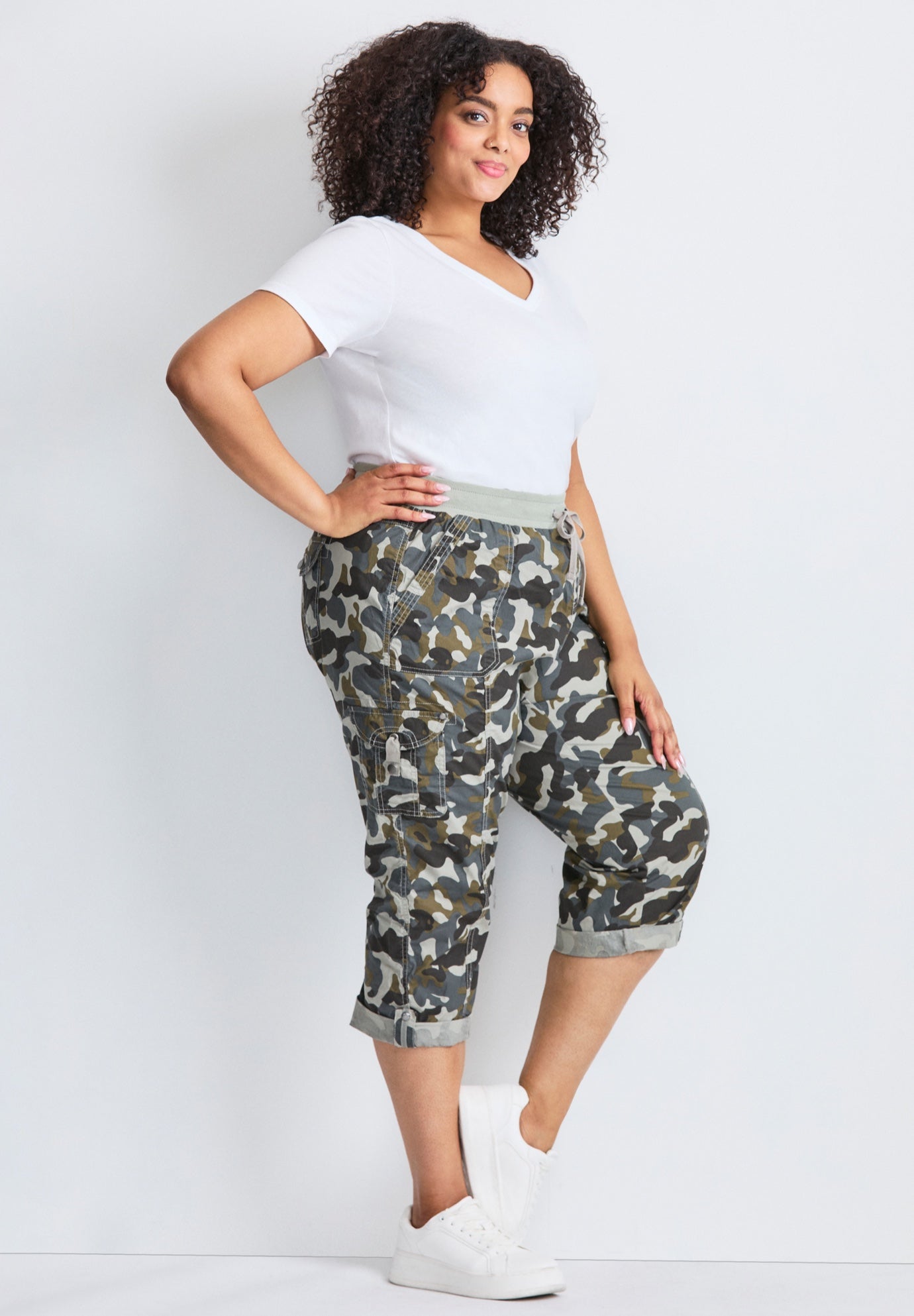 Cotton Roll Up Capri image number 2