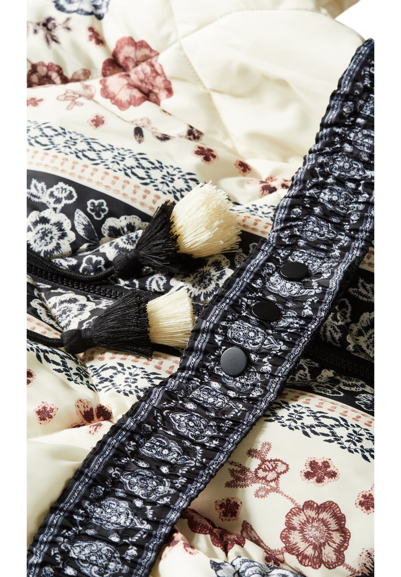 Flora Puffer Jacket image number 8