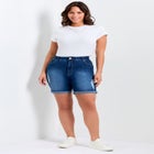 Giana Ripped Short image number null