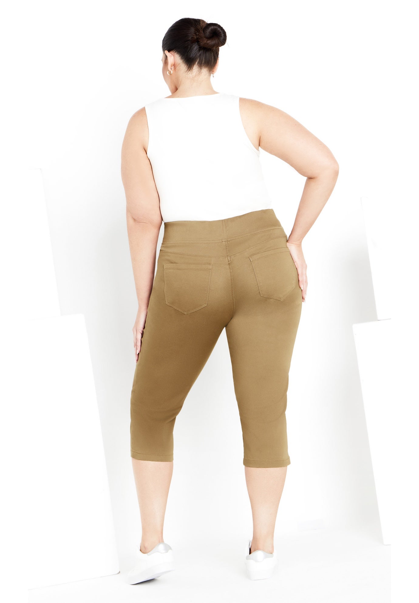 Butter Denim Pull On Crop Jean image number 1