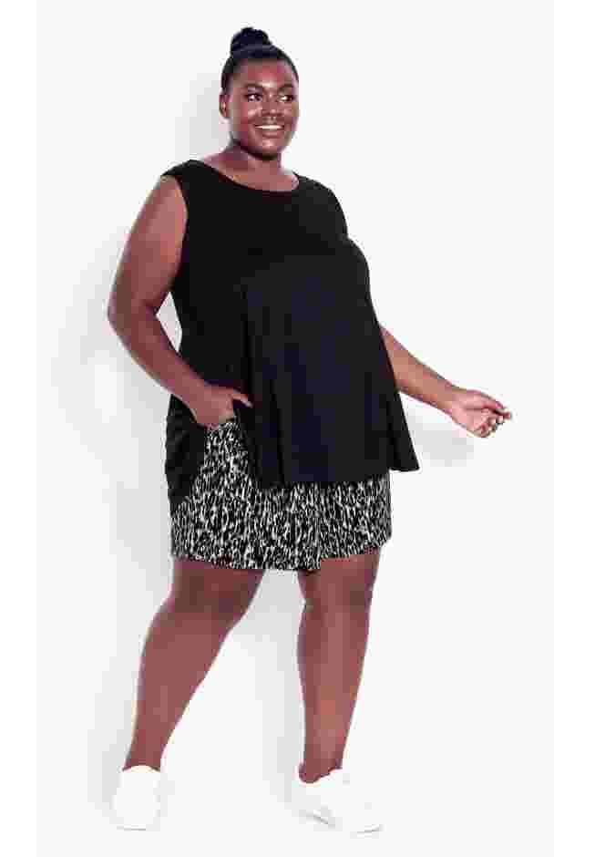 Alisha Knit Print Short image number 0