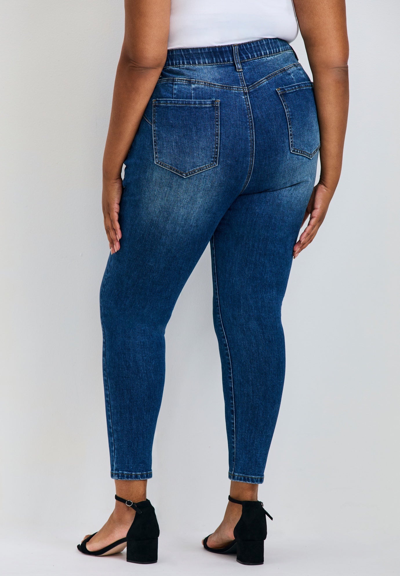 La Luna Zip Detail Skinny Jean image number 1