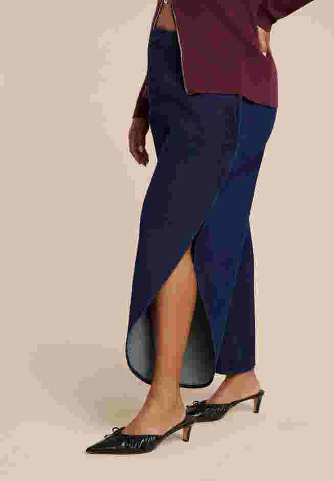 Petal Shape Open Side Jean image number 2