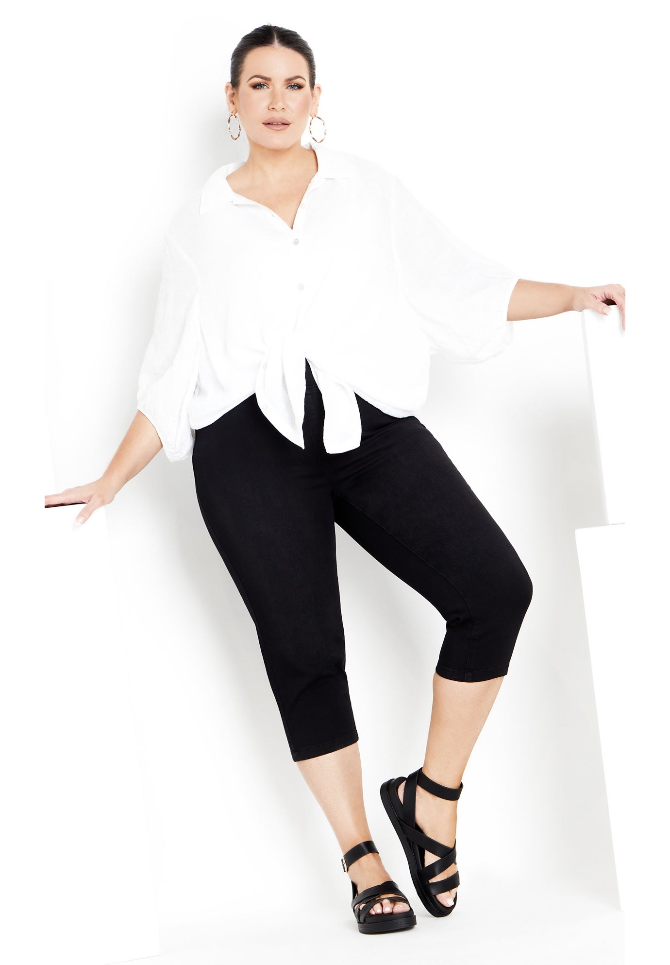 Pull On Cropped Denim Legging image number 5