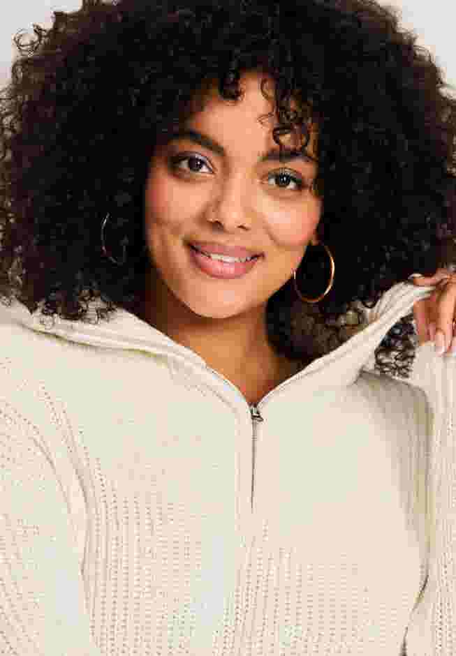 Half-Zip Pullover Sweater image number 3
