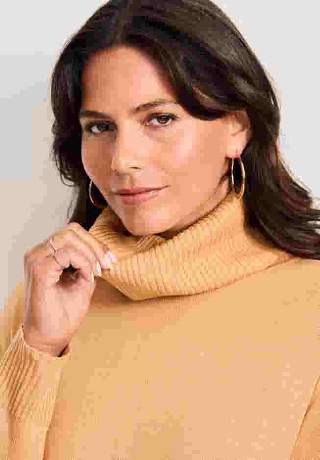 Turtleneck Tunic Sweater image number 3