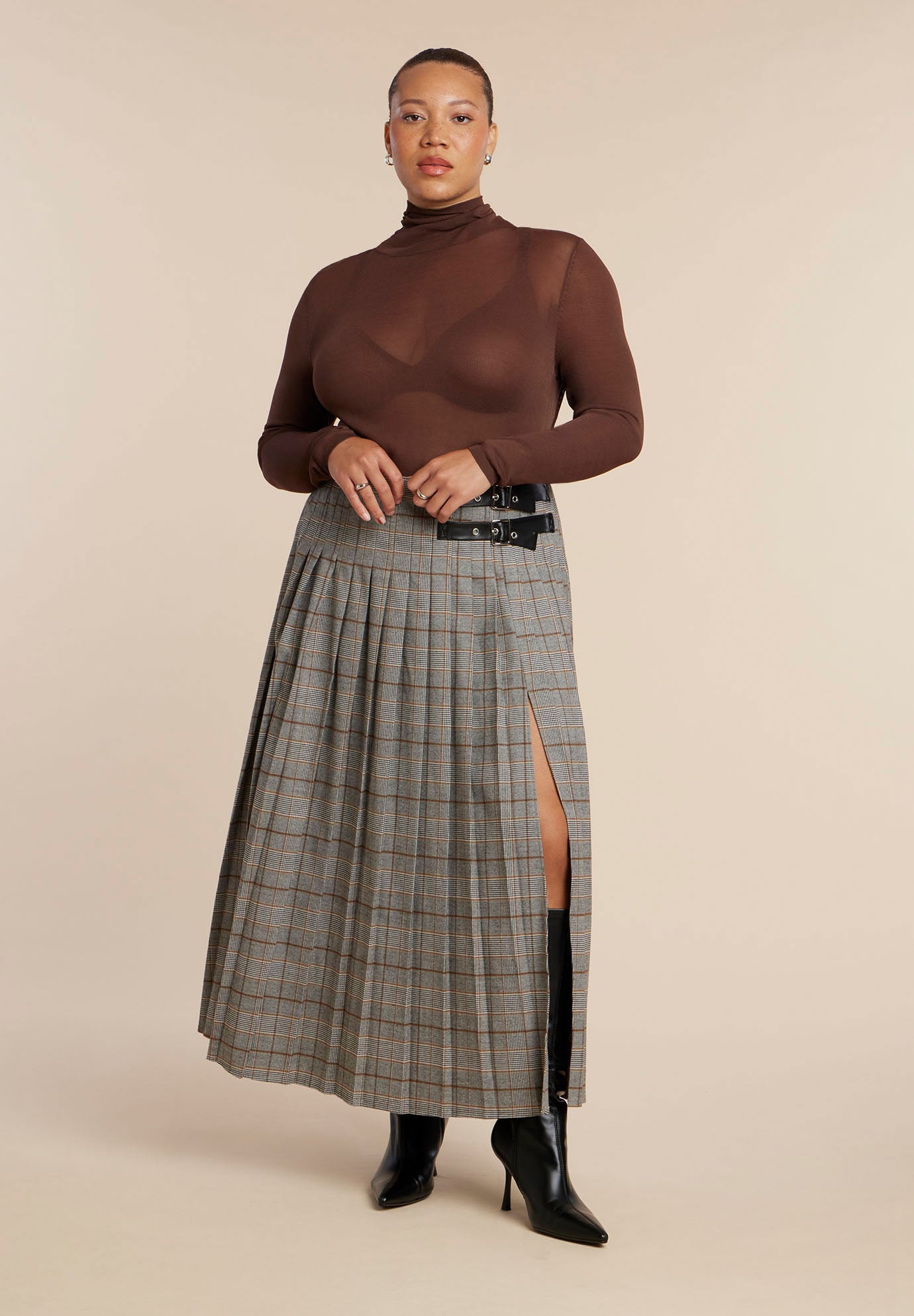 Maxi Pleated Skirt With Buckle Detail And Slit image number 0