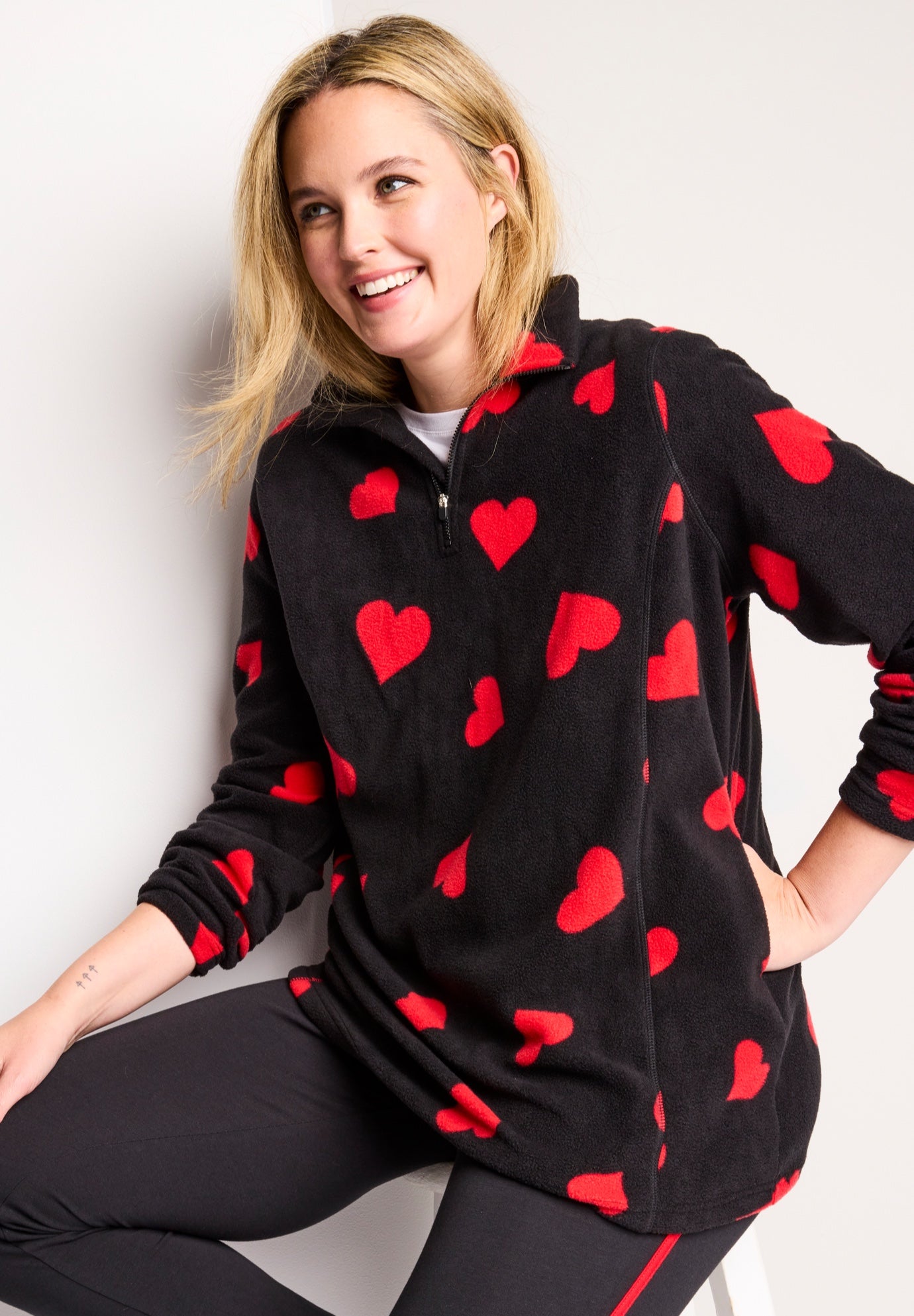 Microfleece Quarter-Zip Pullover image number 2