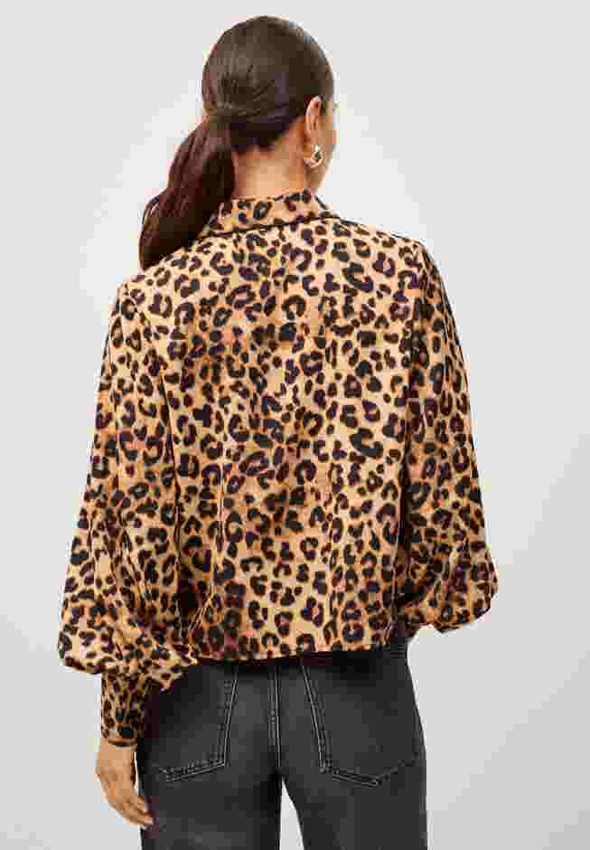 Blouson Sleeve Button Front Blouse image number 1