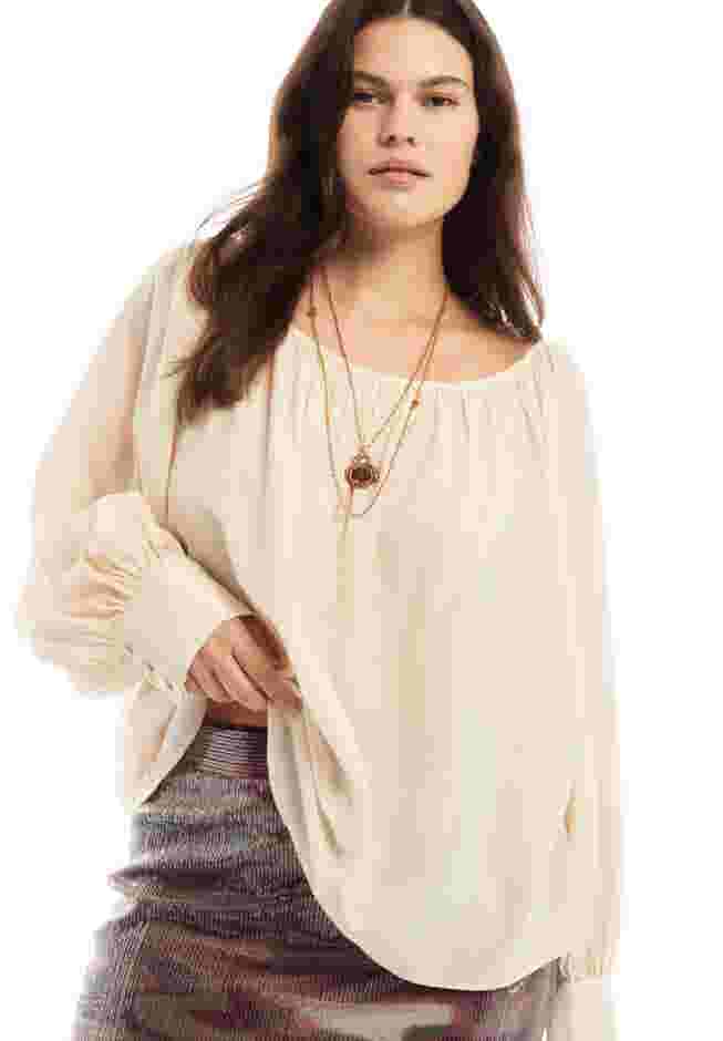 Boat Neck Balloon-Sleeve Blouse image number 0