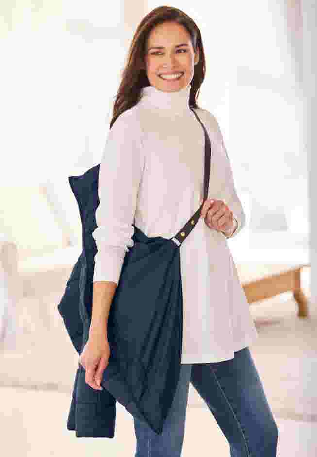 Hands-Free Backpack Puffer Coat image number 3