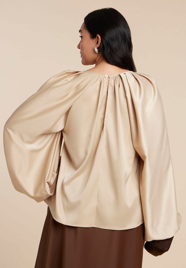 Poet Sleeve Blouse image number 1