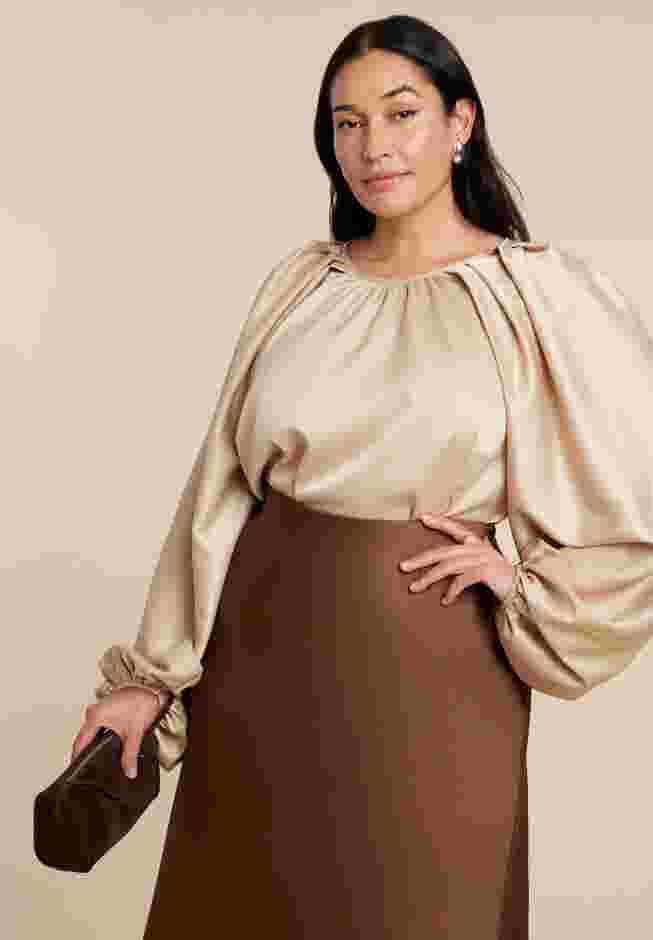 Poet Sleeve Blouse image number 2