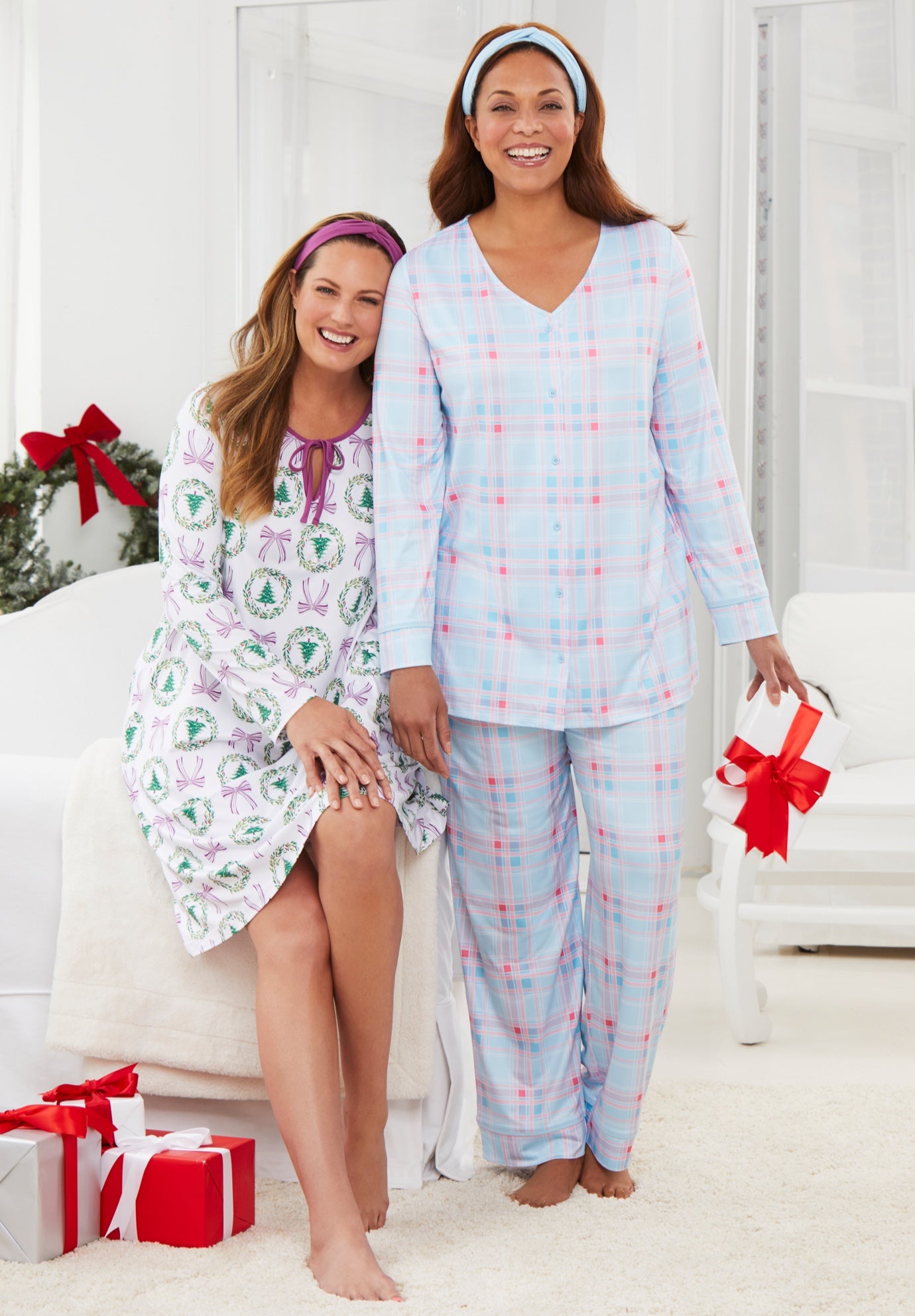 Dreams & Co.&reg; V-Neck Pajama & Headband Set image number 3
