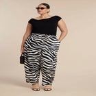 Barrel Leg Pant image number null