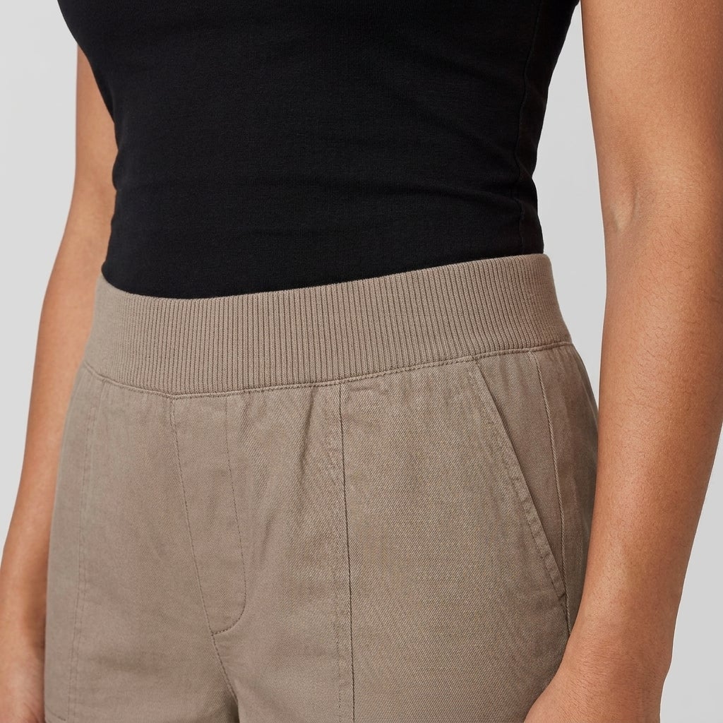 Stretch Knit Waist Cargo Capri image number 3