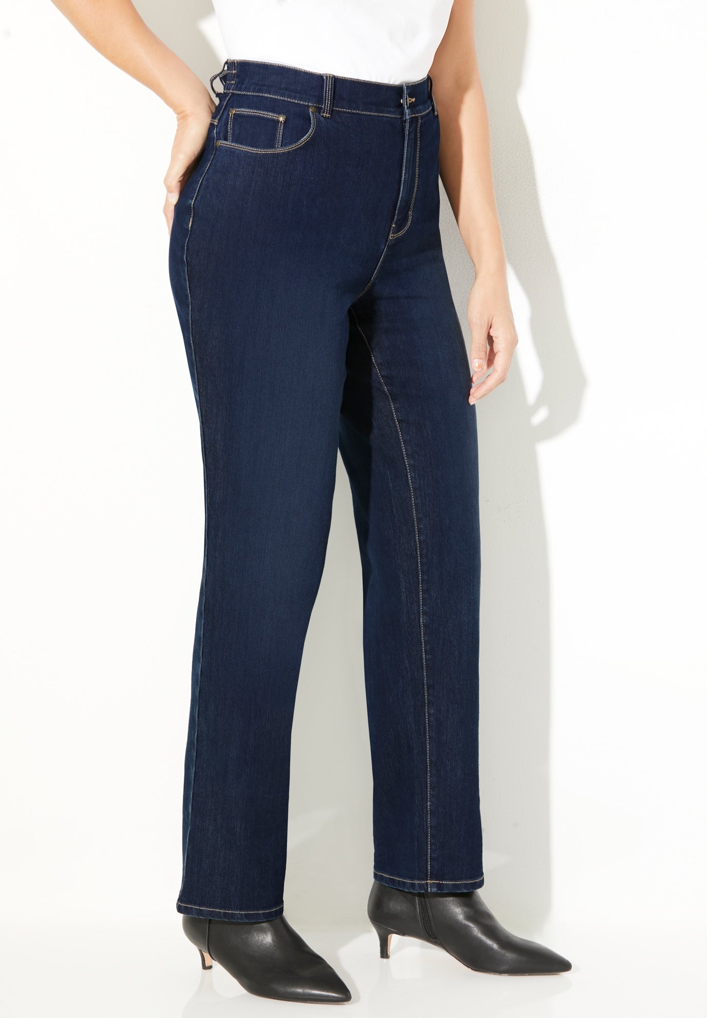 Right Fit&reg; Moderately Curvy Jean image number 3