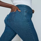 Comfort Waist Stretch Denim Straight-Leg Jean image number null