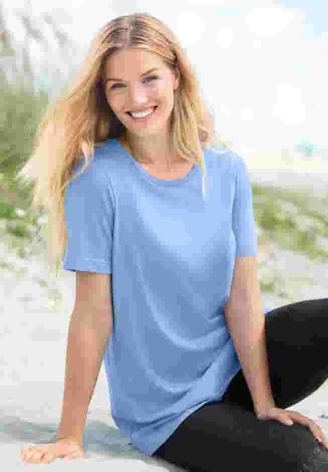 Perfect Short-Sleeve Crewneck Tee image number 0