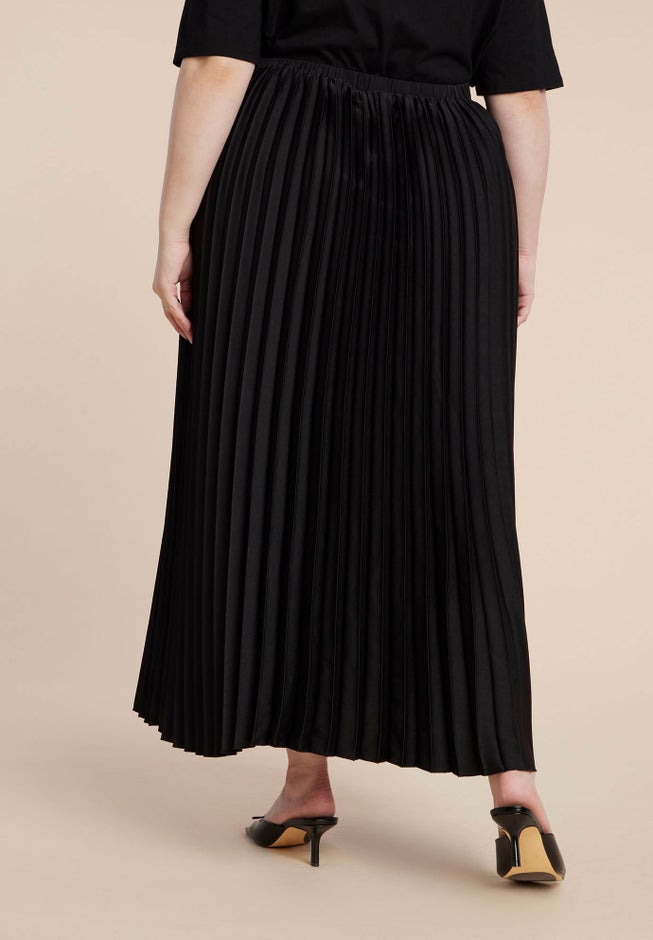 Pleated Maxi Satin Skirt image number 2